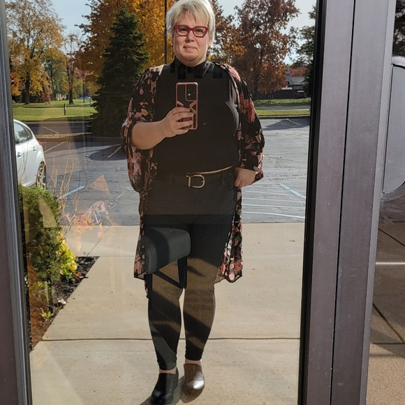 Meet your Posher, Corey - Picture 4 of 4